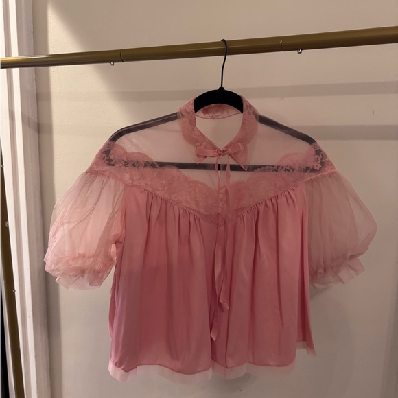 Elegant Pink Women's Blouse with Lace Detail - Picture 1 of 6